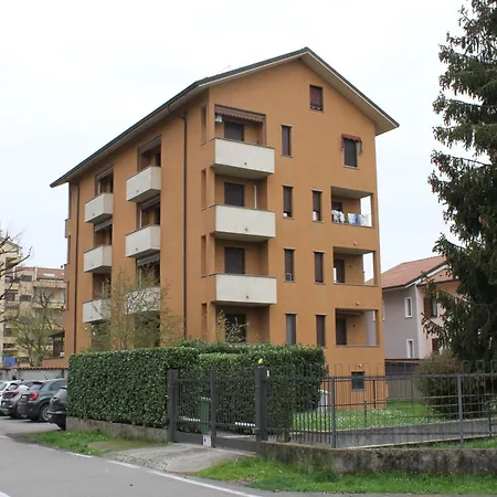 Lägenhet La Casa Di Gio Parabiago